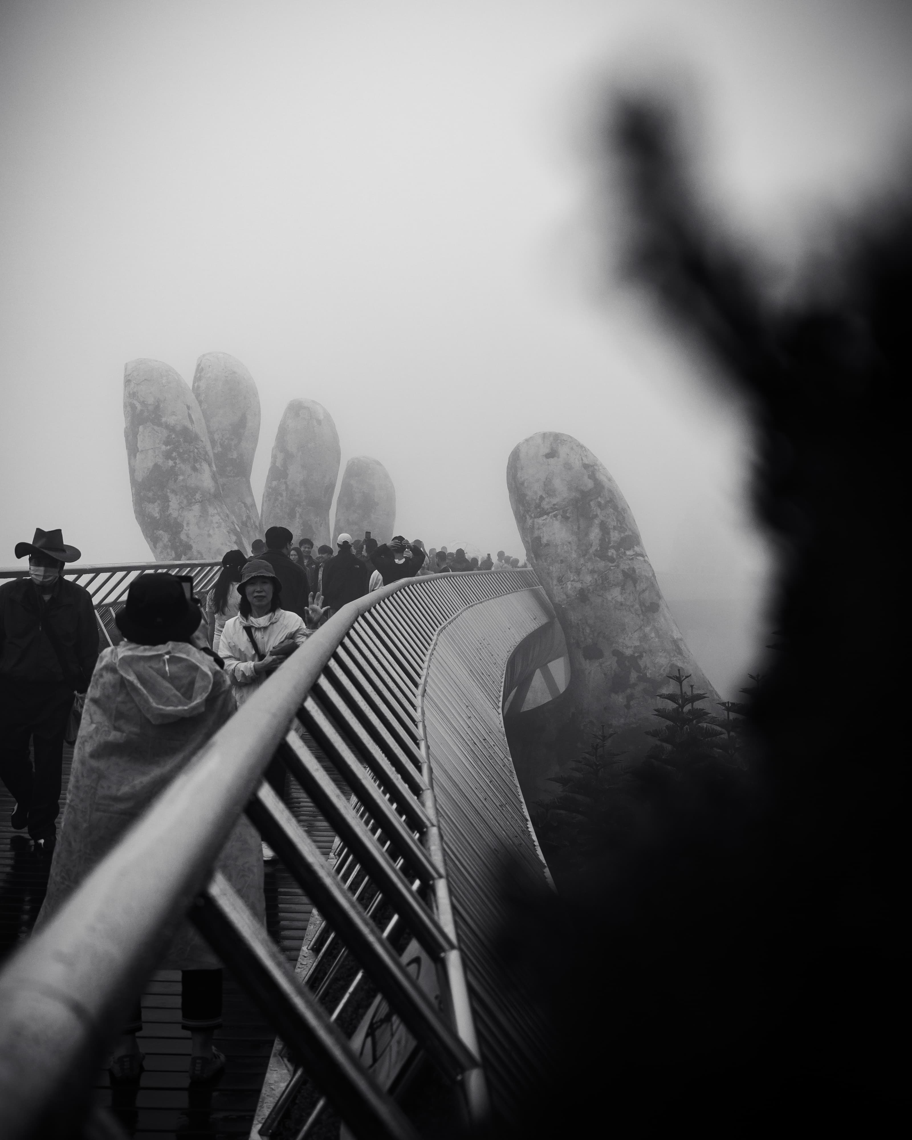 Black-and-white view of the Golden Bridge